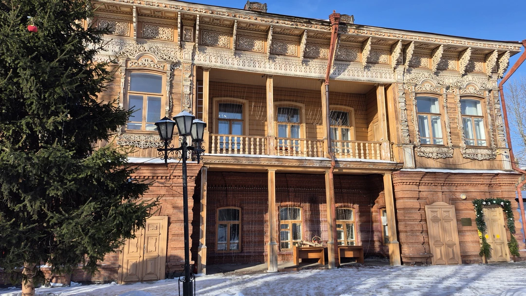 Наша компания осталась просто в восторге от экскурсии "Зимний и праздничный Томск". Елена просто умничка. Спокойная