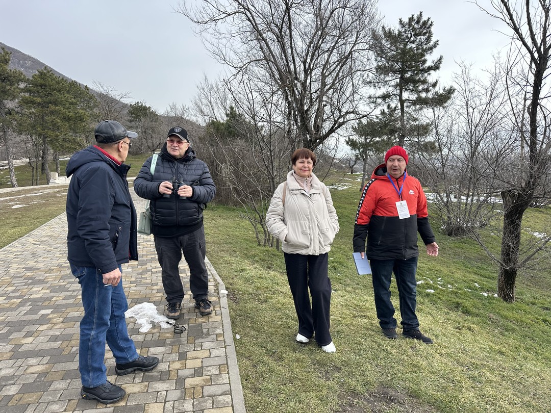 Гид Евгений превзошел все наши ожидания по экскурсии. Мы взрослые люди и много ступенек для нас