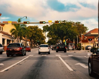 Солнце, океан, Майами