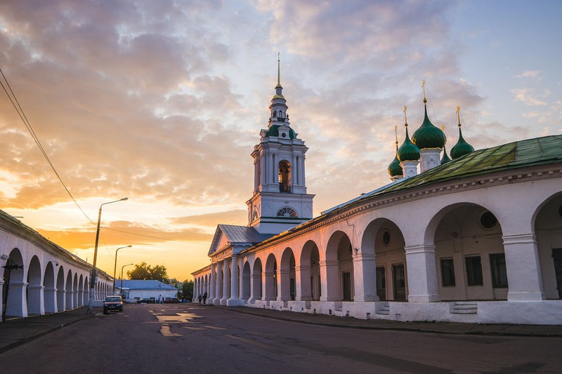 Из Ярославля в государыню-Кострому (на вашем автомобиле)