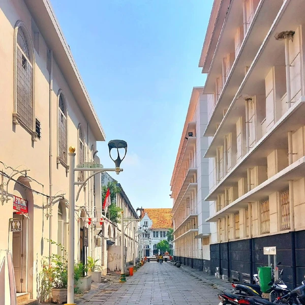 Добро пожаловать в Джакарту