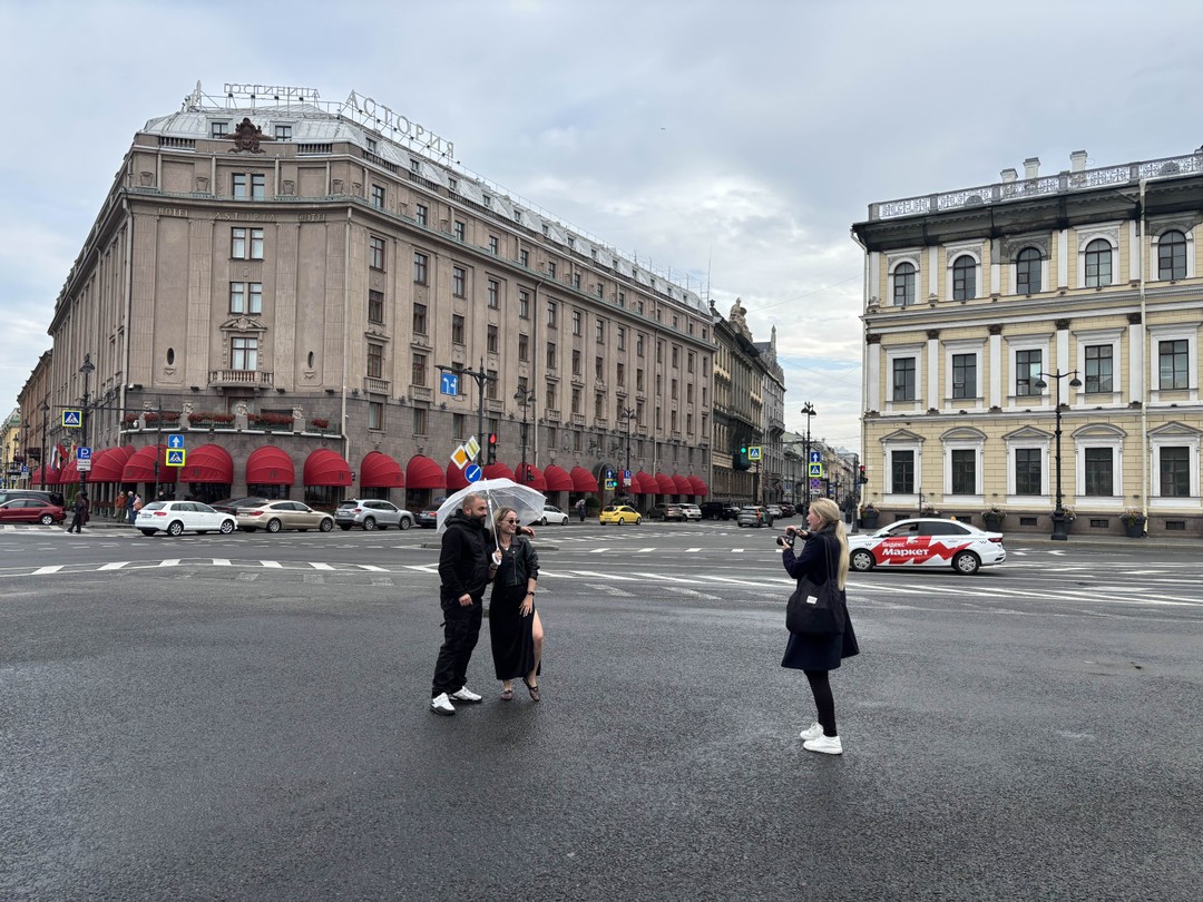 15-минутная фотосессия в лучших локациях Петербурга (Ирина)