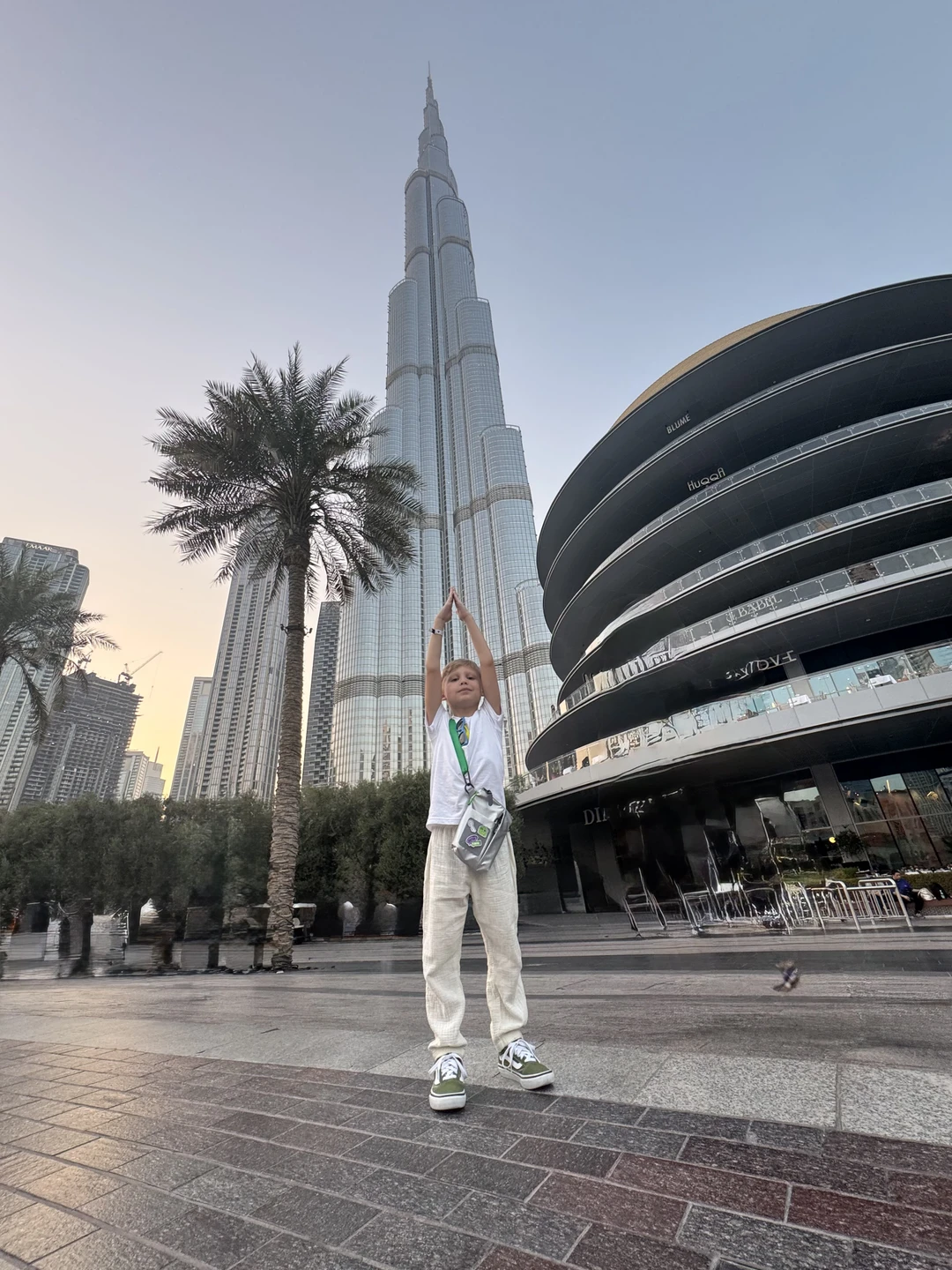 Очень понравилась экскурсия. Гид Азиз забрал нас из отеля, машина чистая, приятная атмосфера. Все очень интересно