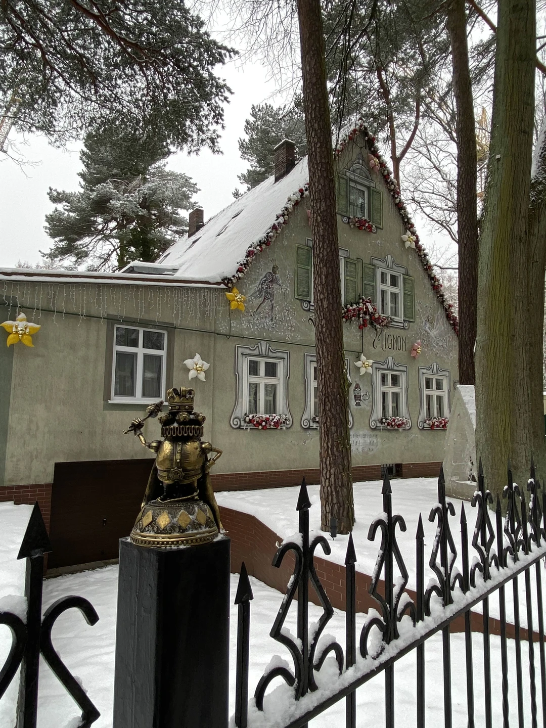 Съездить в Светлогорск в Рождество- как побывать в сказке! Город украшен, чувствуется праздник!