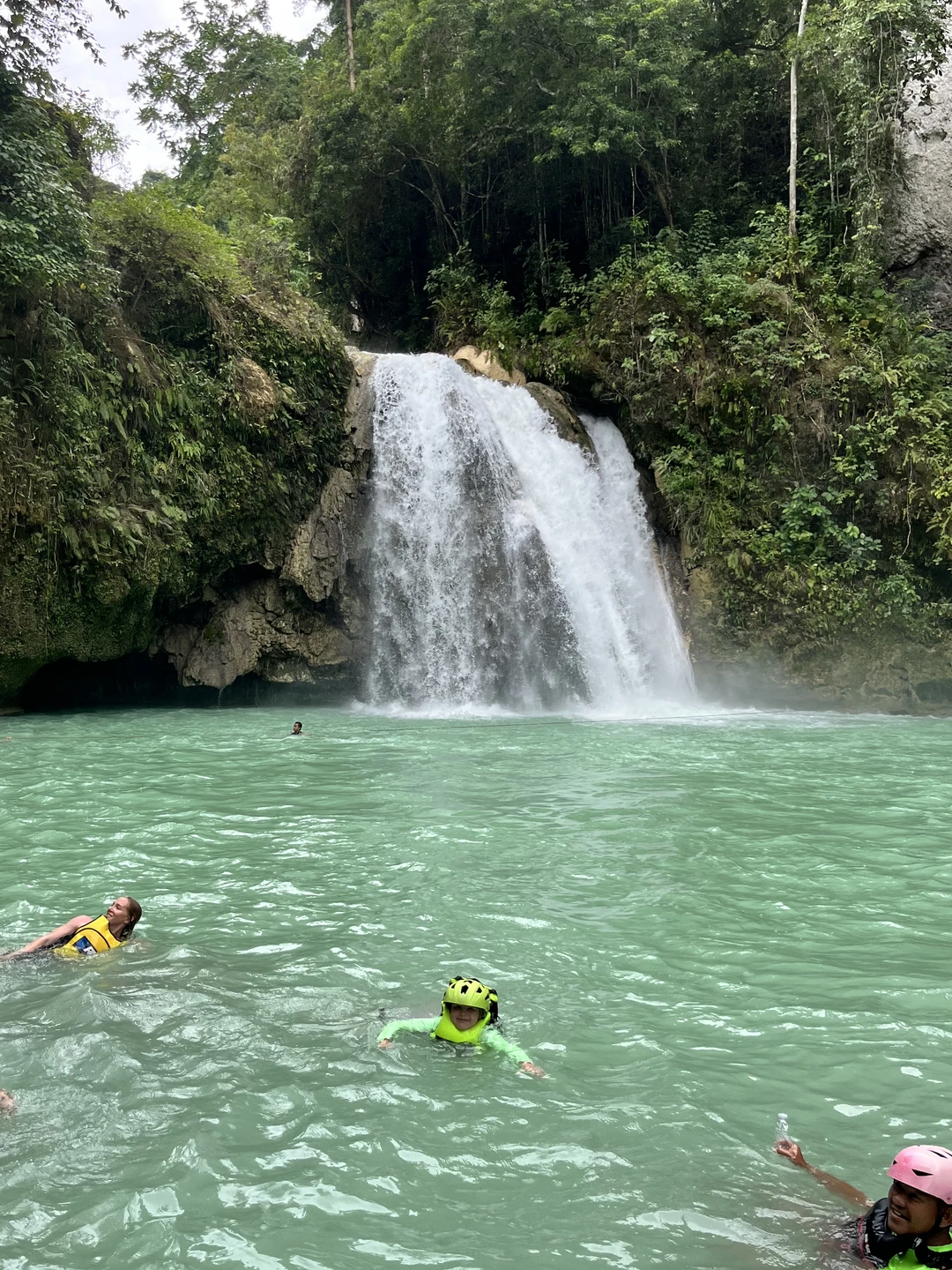 Очень здорово, все локации супер, получили впечатлений гораздо больше, чем ожидали. Уставшие, но ОЧЕНЬ СЧАСТЛИВЫЕ!!!! КРУТО!!!