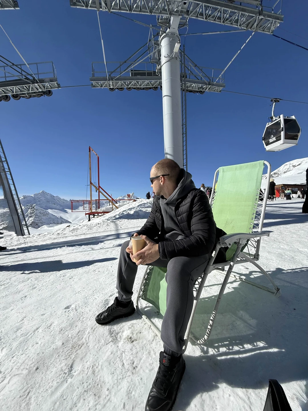 Спасибо нашему гиду Сергею! Отличная экскурсия! Эльбрус супер!