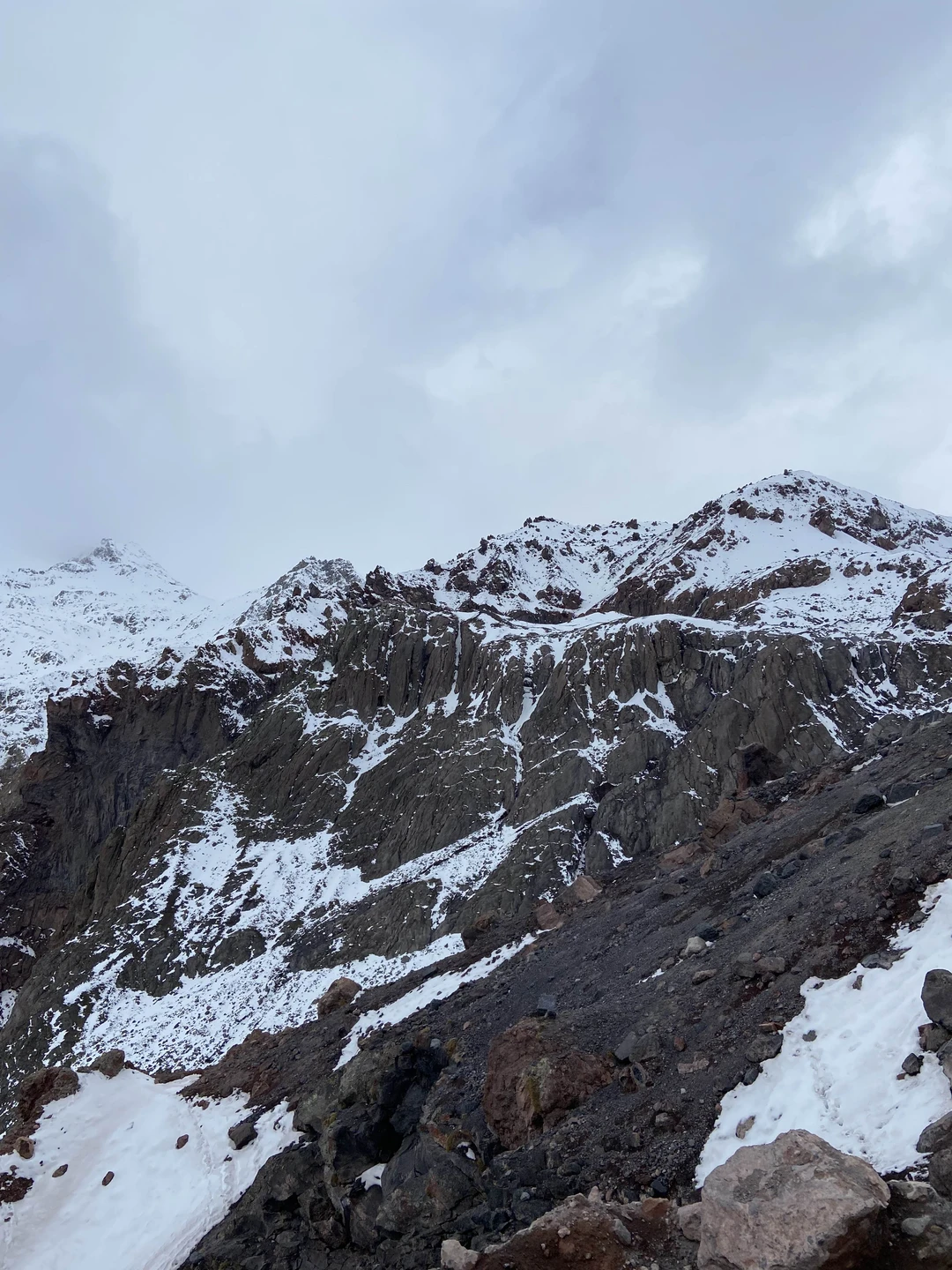 Просто ВАУ. Сбылась мечта побывать на Эльбрусе благодарю прекрасному гиду - Фариду! Отличный гид, очень интересно