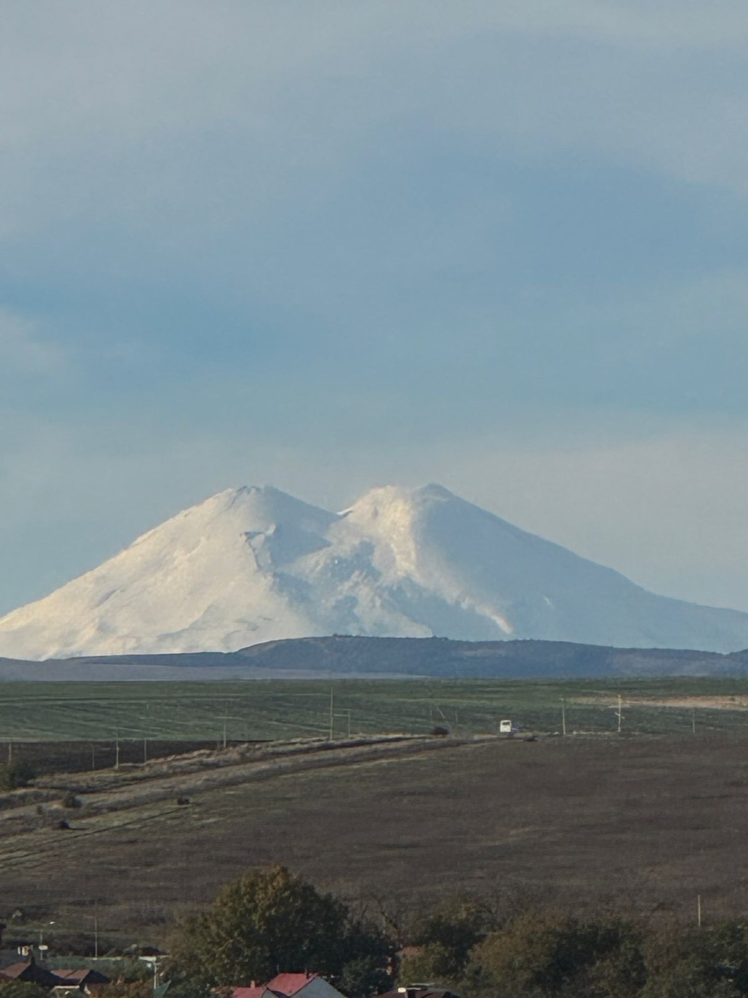 Шикарнейший гид! Все прошло на великолепном уровне! Чётко, своевременно, легко! Обязательно ещё обратимся!