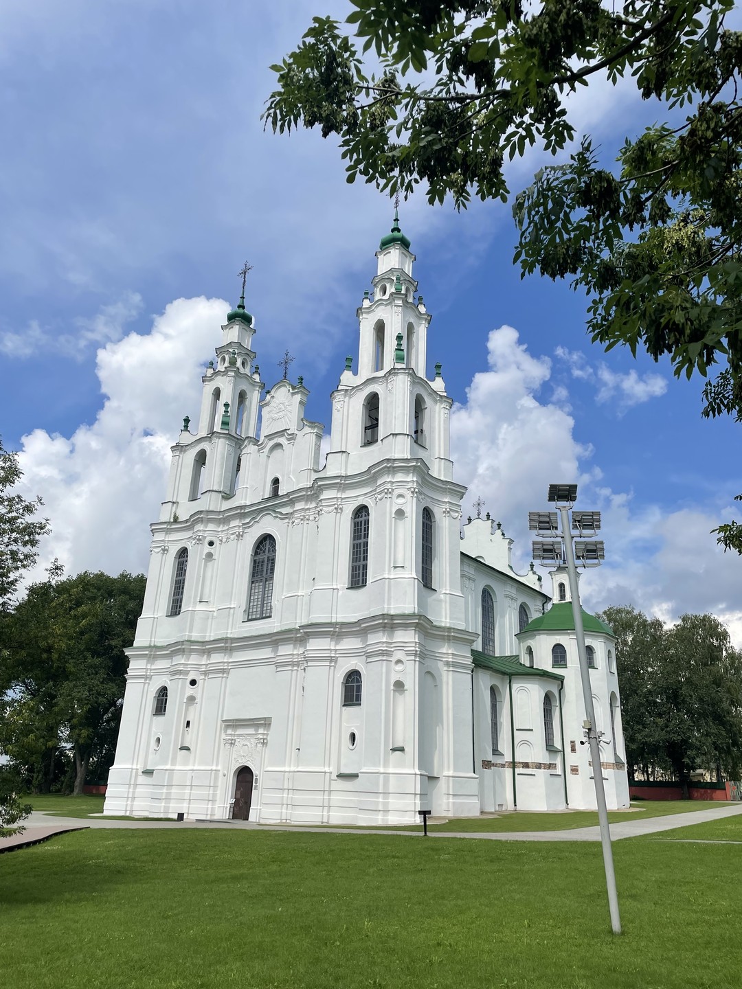 Экскурсовод настоящий знаток истории города. Однозначно понравилось