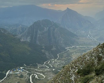 Башни Гоора и Карадахская теснина