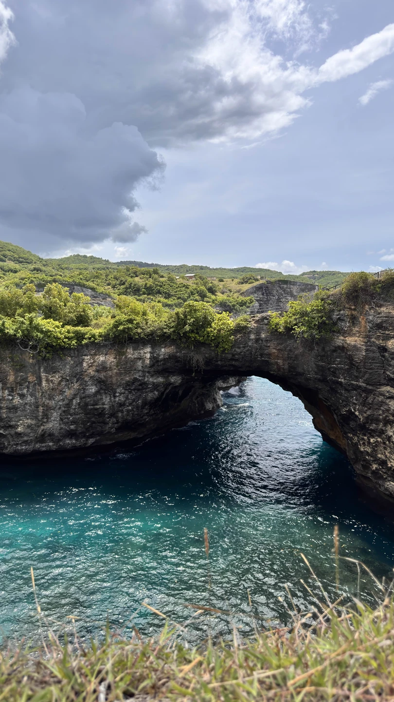 В первую очередь хотелось бы поблагодарить Эльдара и всю команду за организацию экскурсии на Нуса Пенида