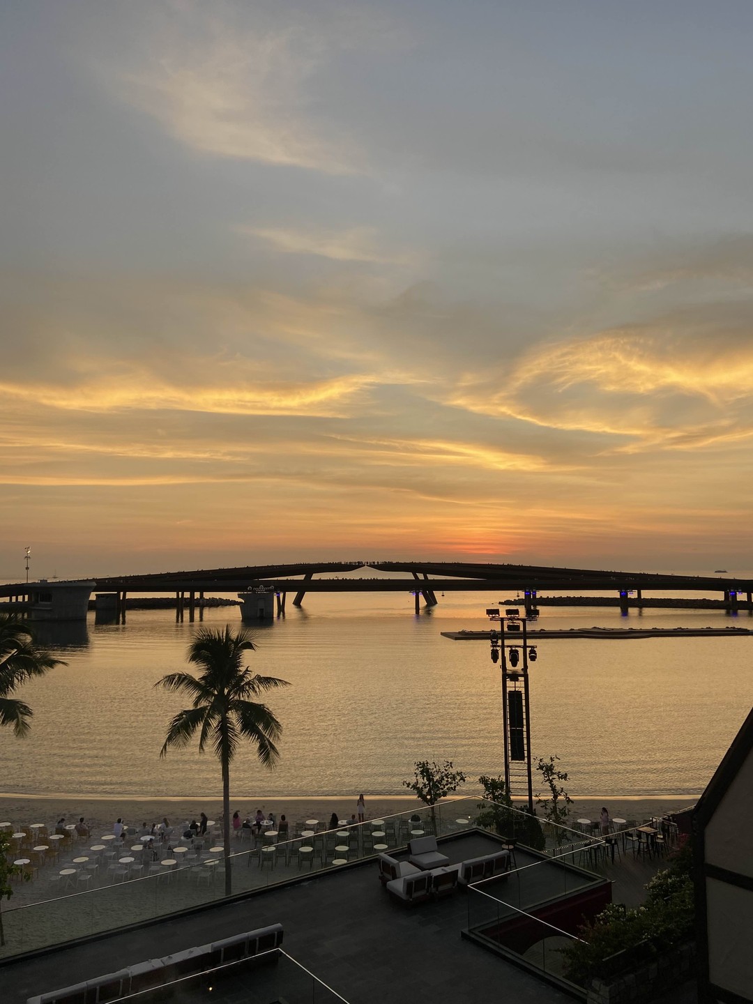 Вчера были на экскурсии « Лучшее на Фукуоке» с Вячеславом. Впечатления остались самые хорошие и от