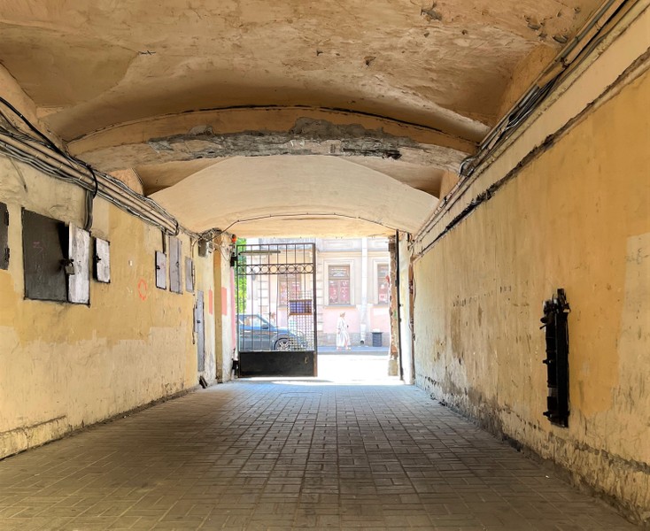 Фото к экскурсии Экскурсия-квиз по дворам и парадным Питера