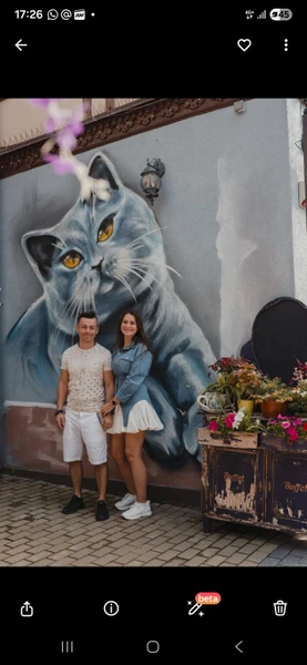 Отличная фотопрогулка. Евгения проффессионал своего дела. Не только как фотограф, но и как историк. Любит свой