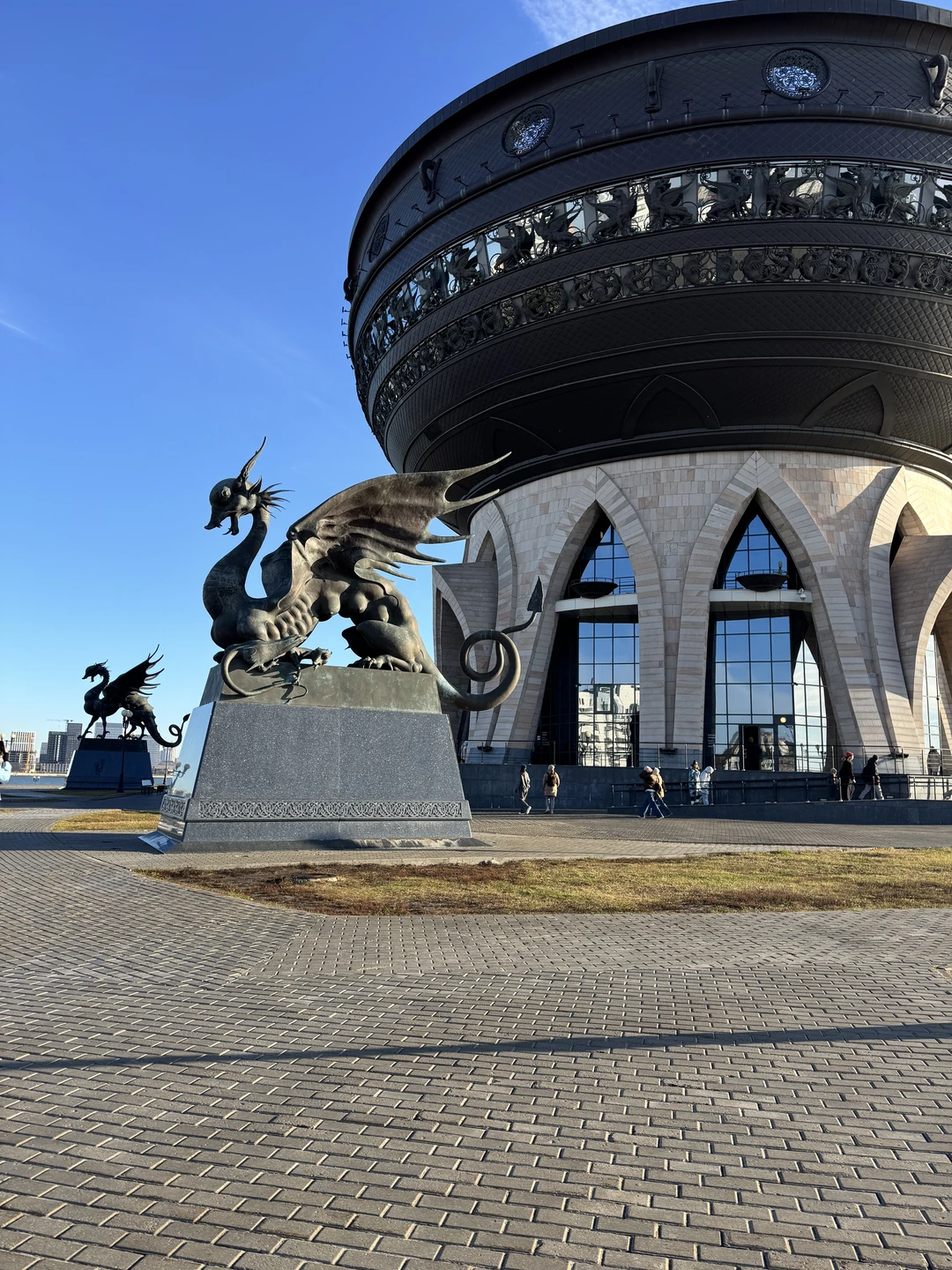 Спонтанно нашли экскурсию и нам повезло. Очень познавательно, спасибо! 3,5ч идеально 👌