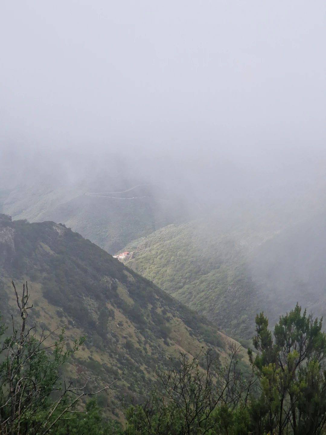 Огромное спасибо гиду Евгению не только за интересные рассказы, хороший маршрут, но и за продуманность- мы
