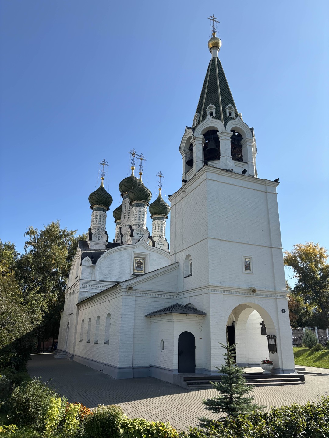 Хорошая, содержательная и не утомительная экскурсия. Татьяна знает свое дело, прекрасно владеет информацией, ответила на все вопросы. Спасибо большое