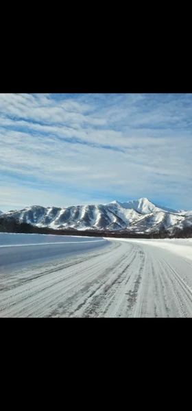 Здравствуйте, Владислав провёл очень большую экскурсию по Камчатки, мы проехали от тихого океана до охотского моря