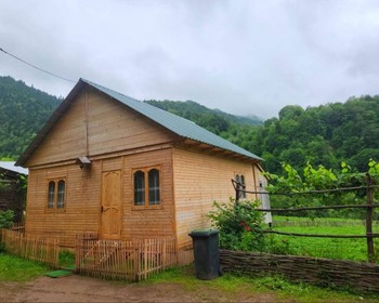 Прогулка к крепости Хихани, озёра Шуамта и возвращение в Батуми