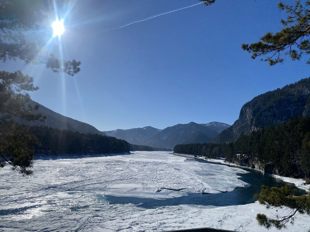 В последний день нашего трехдневного пребывания на Алтае была экскурсия с Ириной. Точно в назначенный час