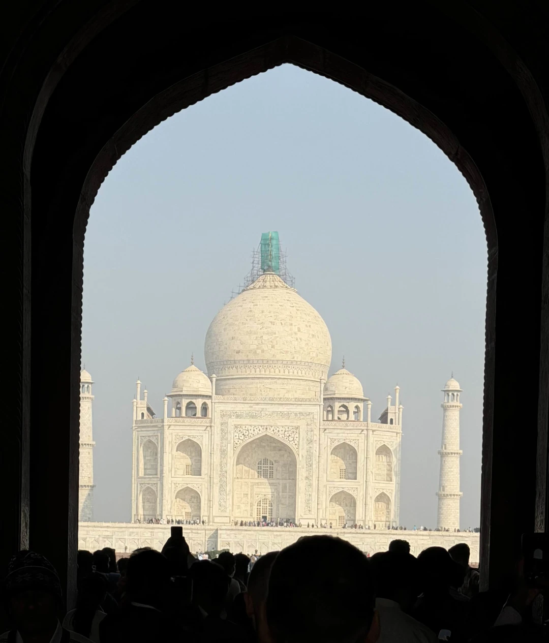 29 ноября 2025 посетили город Агра, экскурсию бронировали на Tripster, под названием «Рассвет у Тадж-Махала»