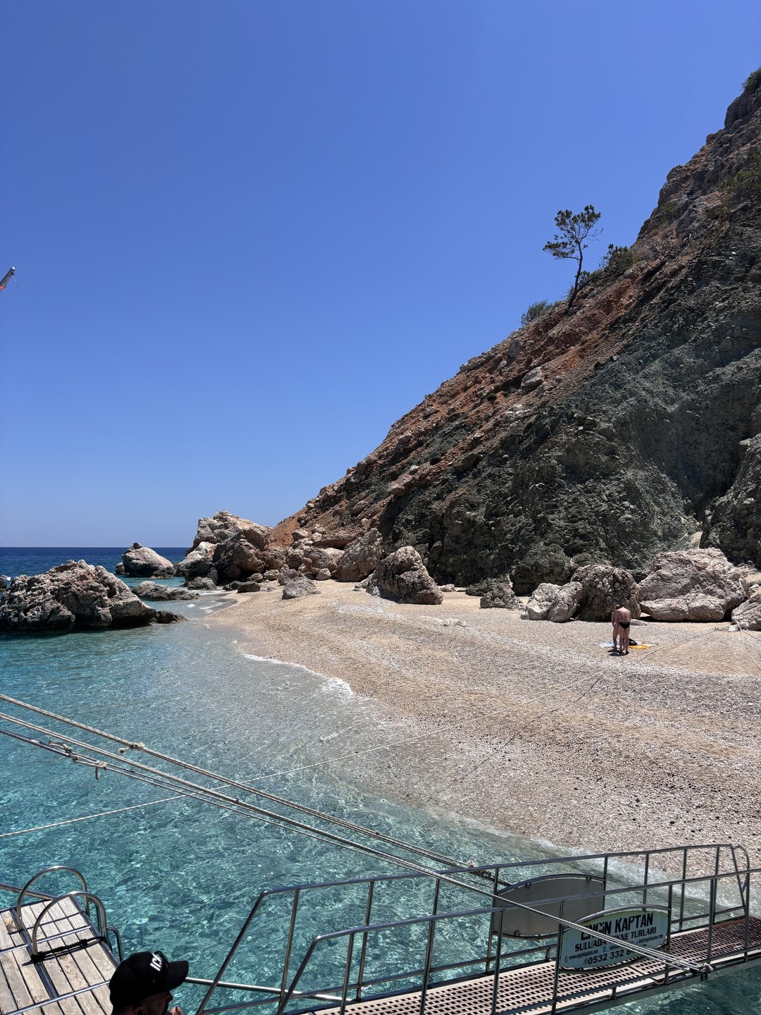 красота! водичка красивая и теплая, и правда будто мальдивы.