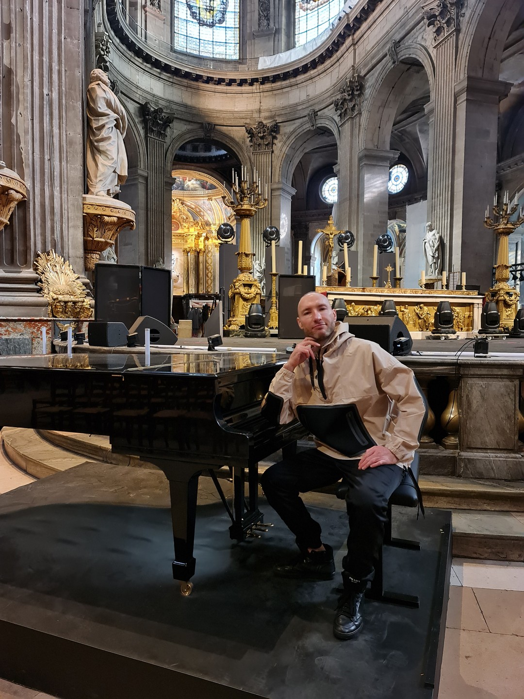 Полина, спасибо тебе огромное! Я до сих пор под впечатлением от экскурсии и информации о Париже