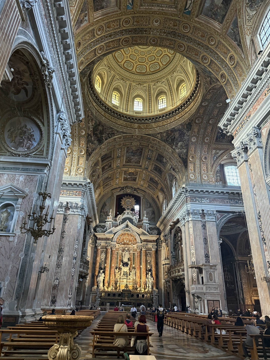 Экскурсовод Мира. Отличная организация, насыщенная программа, масса интересных фактов и тёплая атмосфера. Рекомендую всем, кто хочет