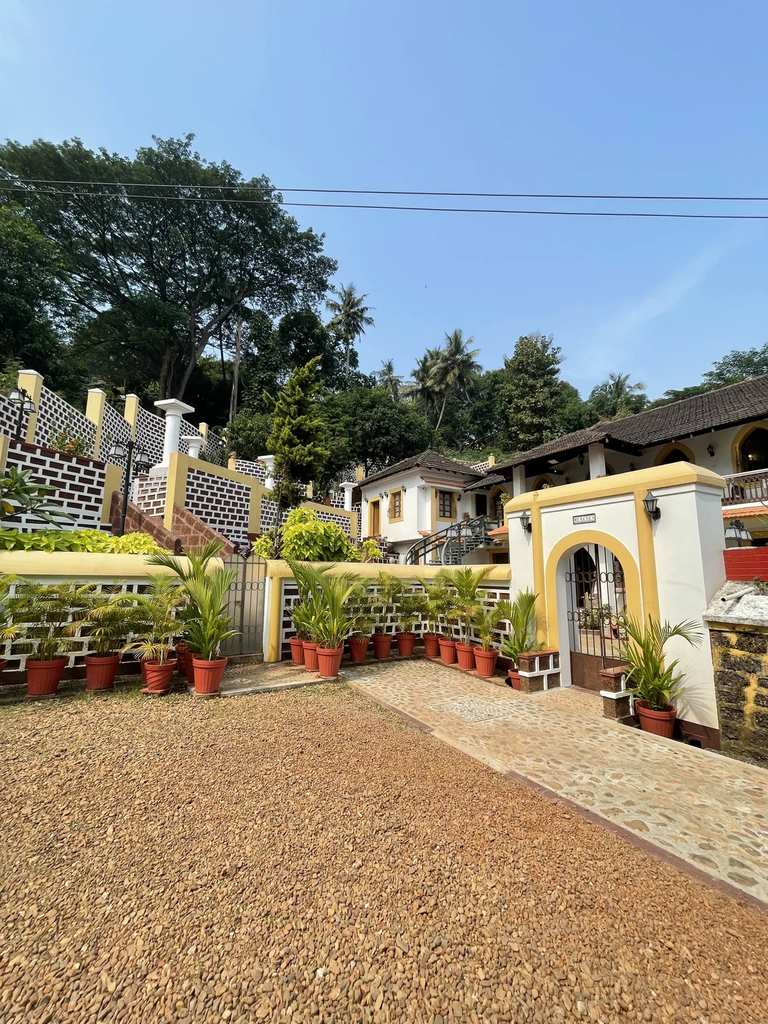 Чудесная экскурсия! Гид Екатерина очень интересно и понятно излагала материал, провела нас по красивым улицам, позволила