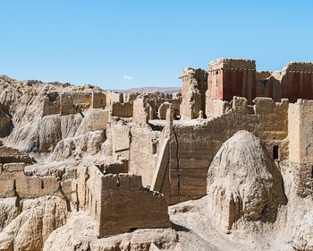 Королевство Гуге, долина Жада, монастырь Толинг, каньон Цанда и Окаменелый лес