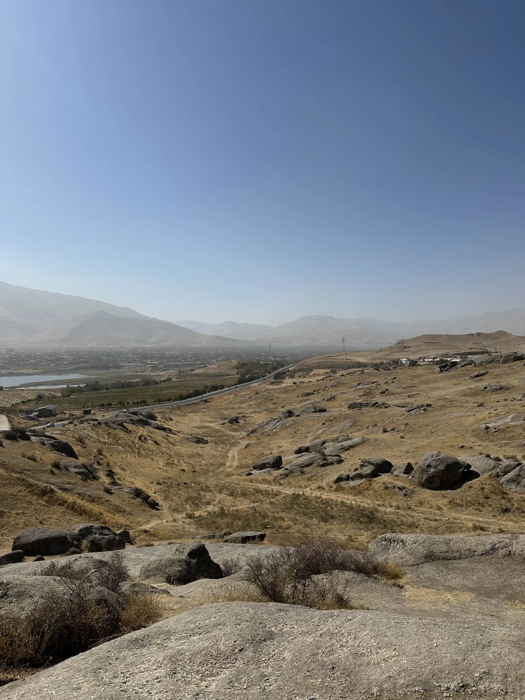 Были в октябре на экскурсии. Нам все понравилось, гид Фируз очень интересно рассказывал о местном быте и местах куда мы заезжали