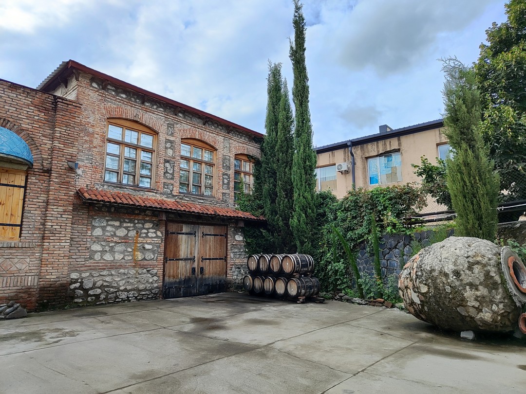 Остановили свой выбор на туре с Александром, поскольку именно его программа полностью совпадала с нашими интересами: