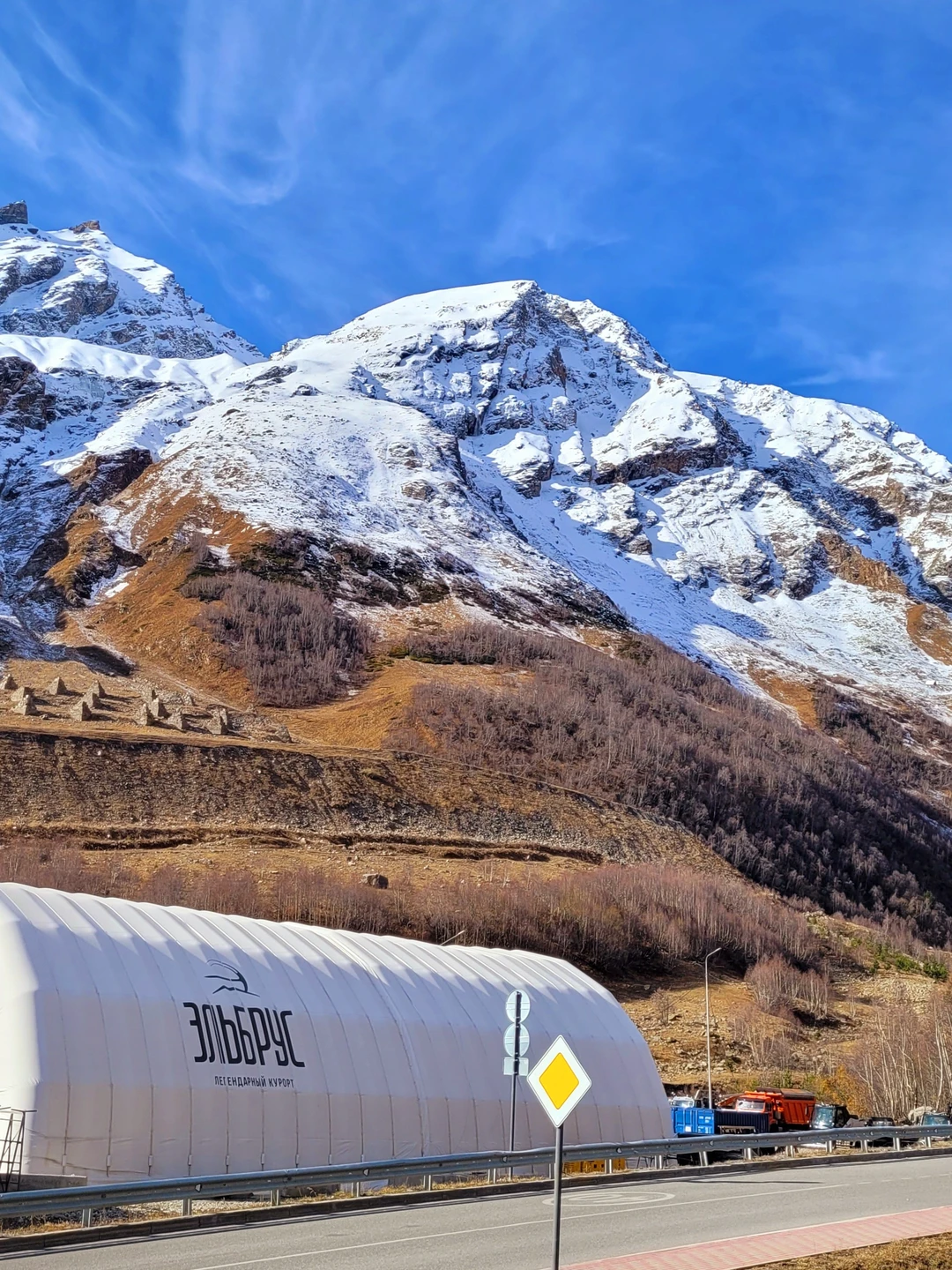 Замечательная поездка! Елена прекрасный, позитивный рассказчик, очень интересные рассказы о культуре, природе, традициях. Классный маршрут! С