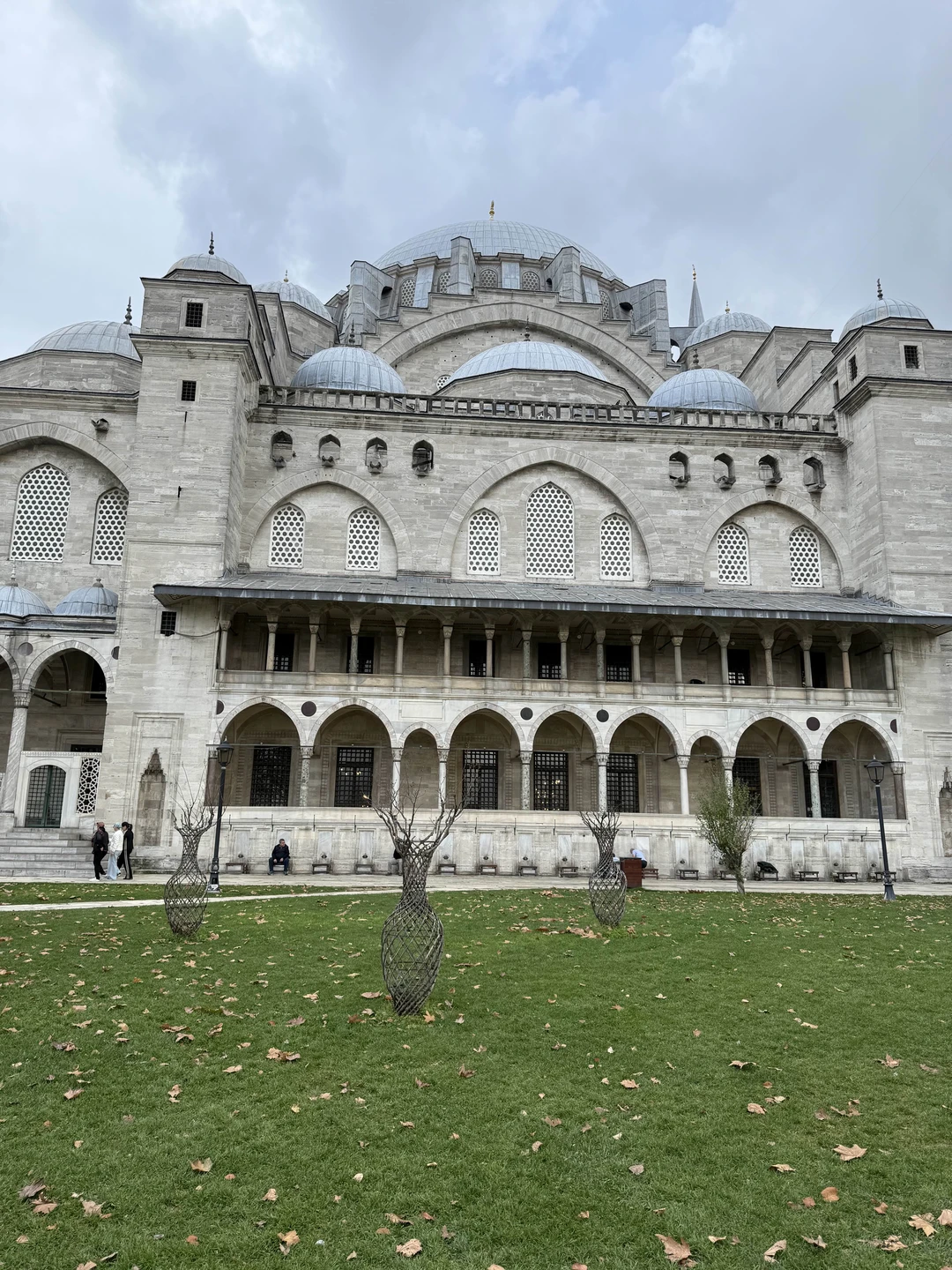 Отличный гид в мир Стамбула! Берите экскурсию- не пожалеете!