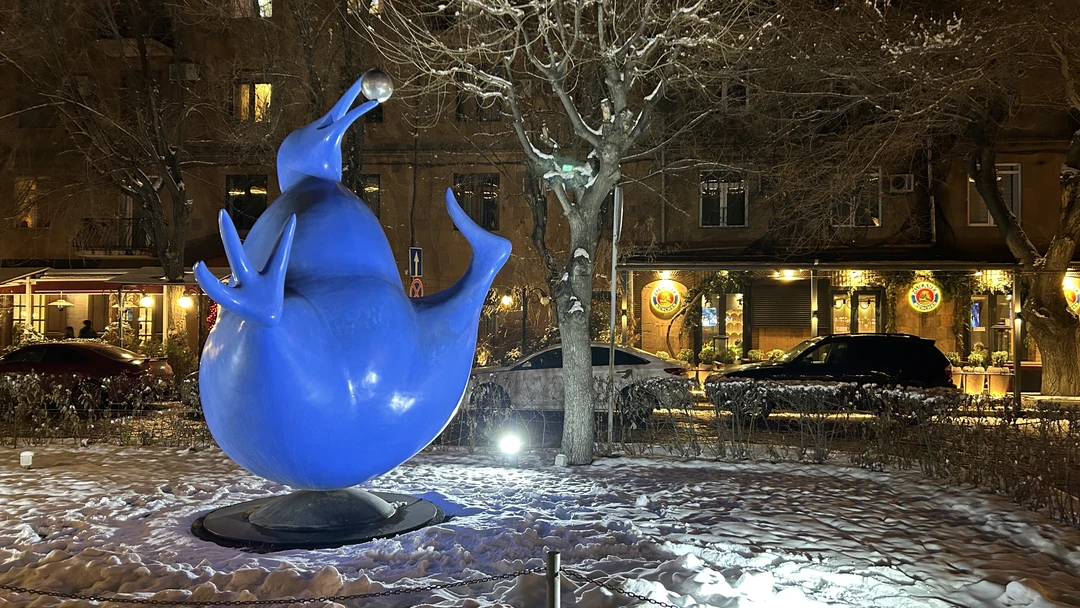 Знаете, есть гиды, которых слушать не хочется…. Есть такие, которые сами устали от своих экскурсий… А