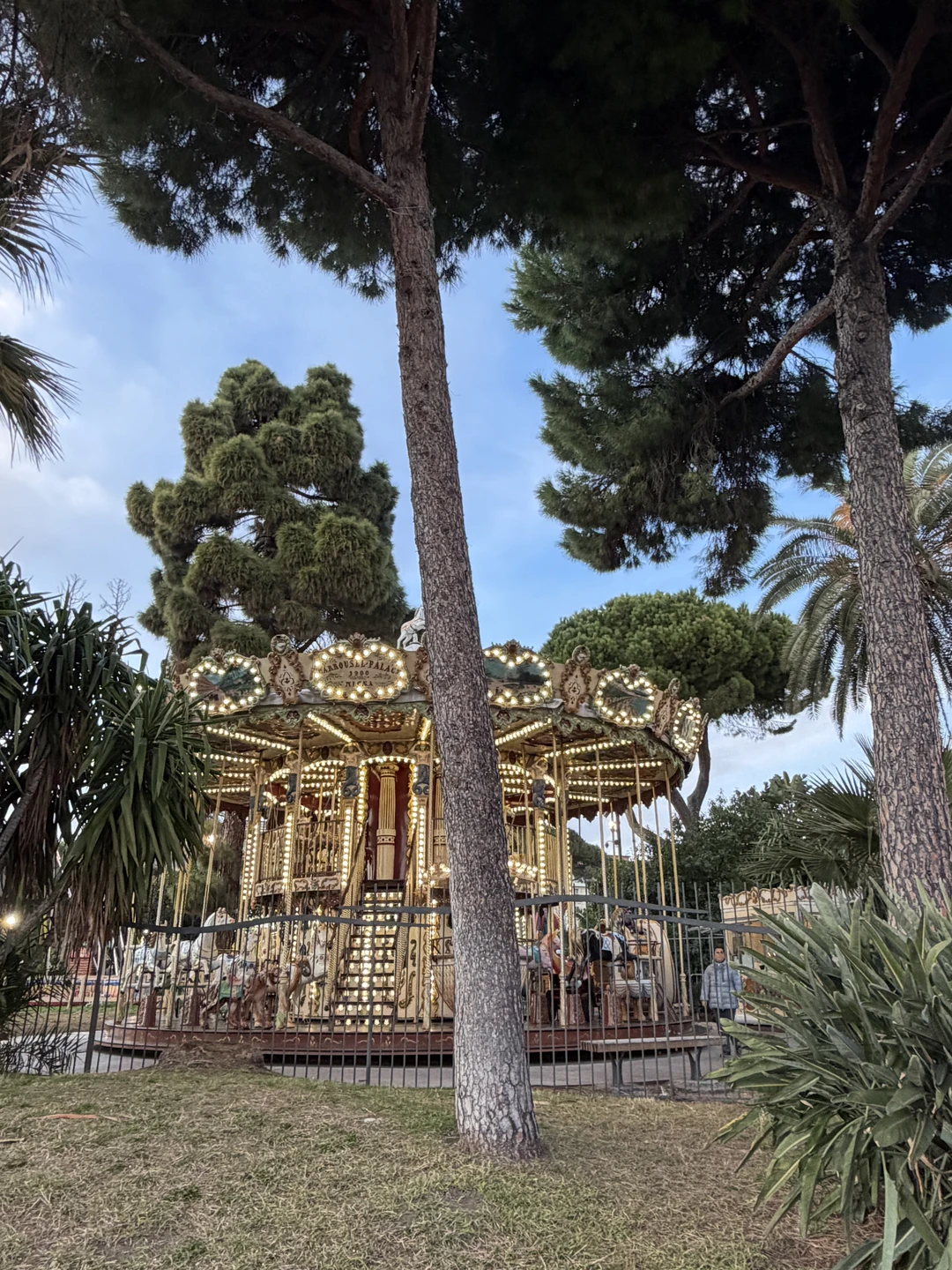 Ницца бесподобна! Мария- прекрасный и знающий гид, информация подается легко и с большой нежностью к городу. Рекомендую на 100%