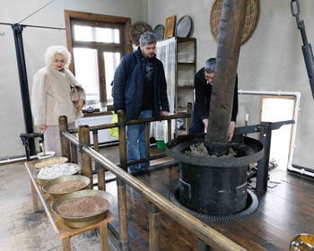 Базар Сиаб, этническая деревня и производства, обсерватория Улугбека