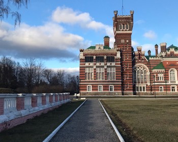 Экскурсия в замок Шереметева