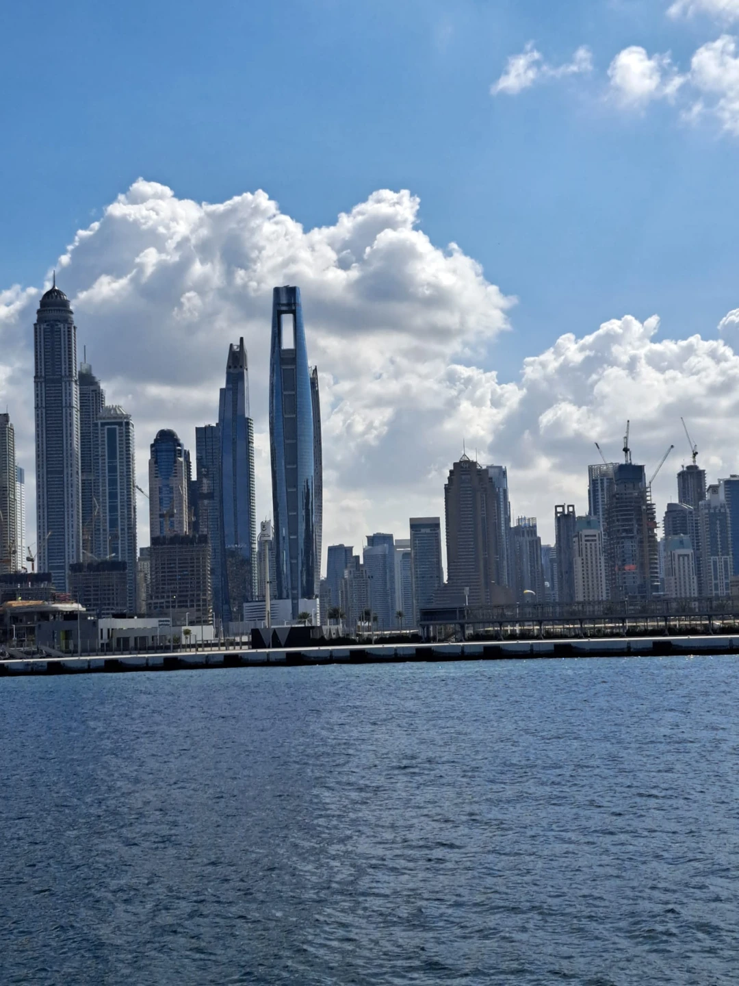 Сегодня были на индивидуальной экскурсии по Дубаю с гидом Али — и остались в полном восторге