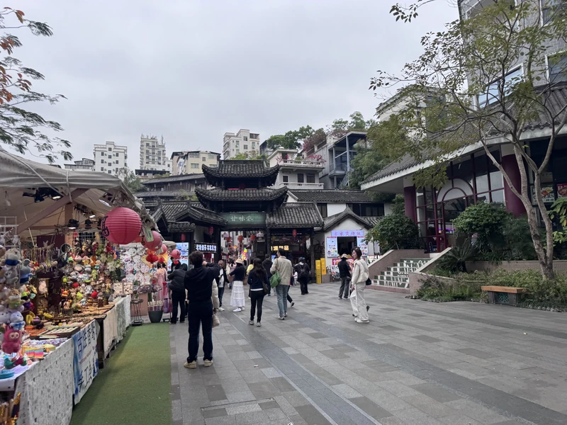 Шикарно провели время на стыковке в Шэньчжэне! Экскурсоводу Зое спасибо! Как ни странно, сам «музей науки