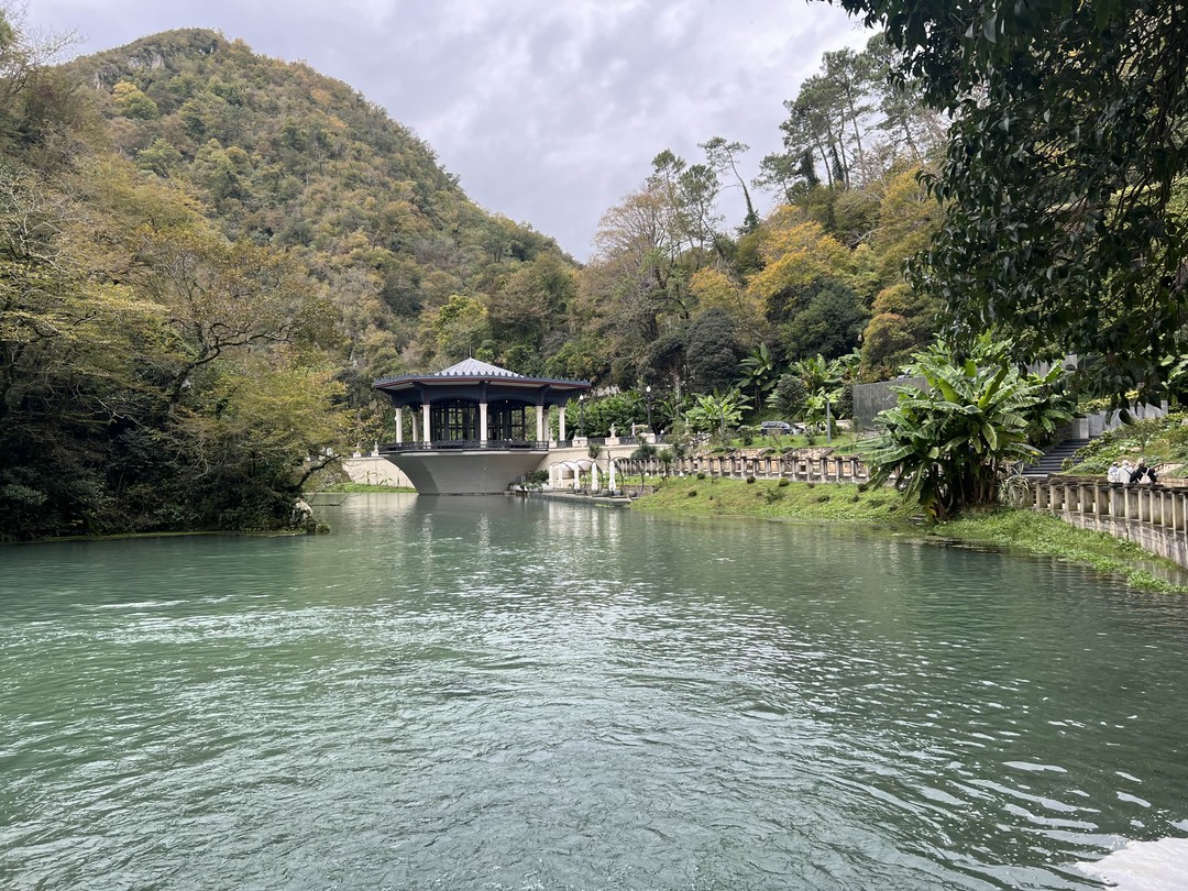 Душевное путешествие по Абхазии с трансфером из Адлера (Наталья)