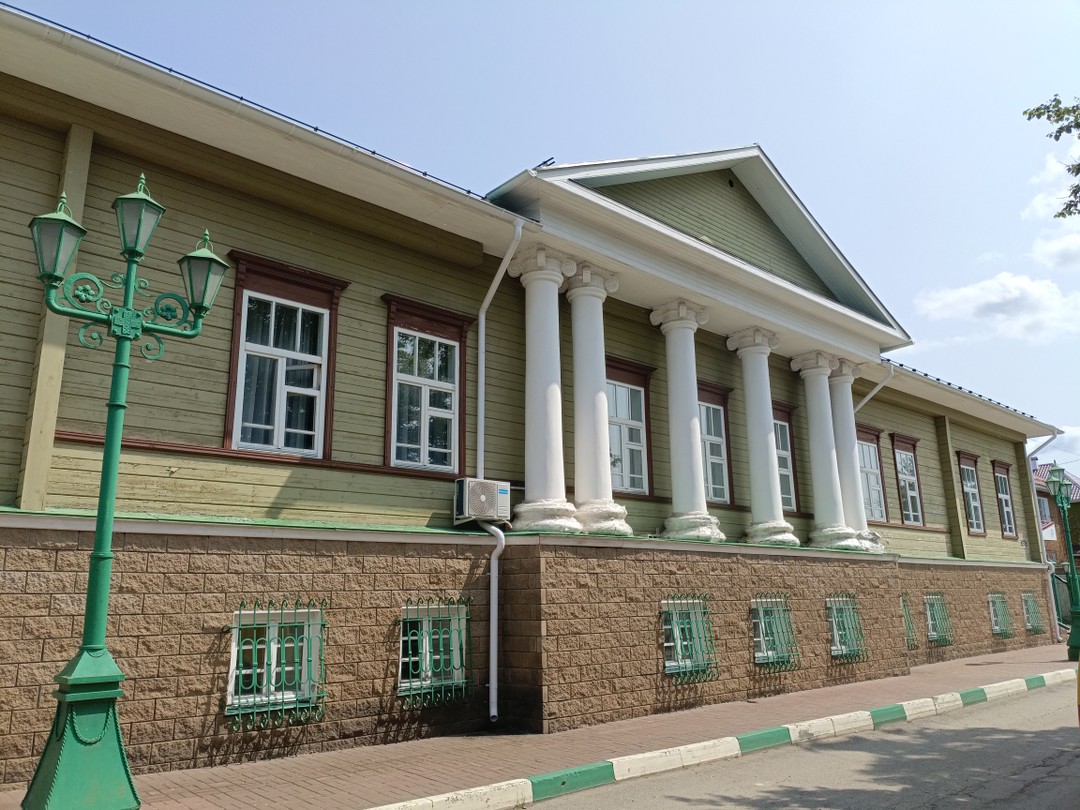 Экскурсия понравилась! Шли в своём темпе, ни за кем не бежали)) очень интересный формат! Информация разнообразна и её достаточно для погружения 👍
