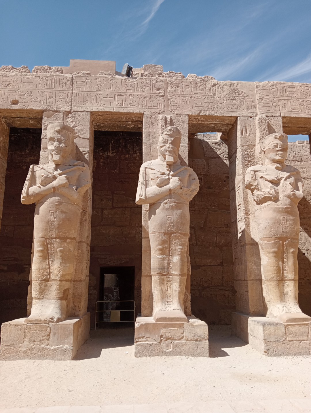 13.02.23 была на экскурсии в Луксор. В целом экскурсия интересная. Очень понравилась организация. Всё чётко, удобно,