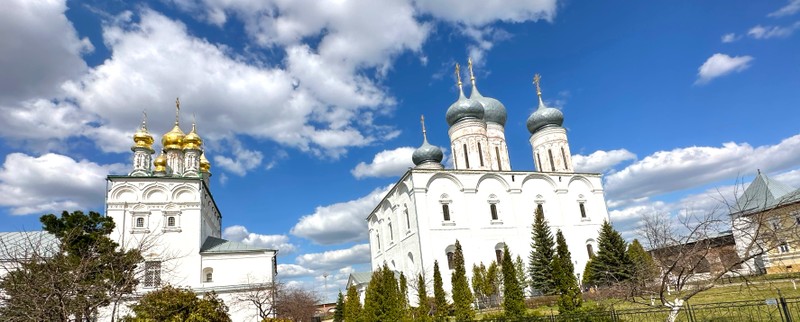 Макарьевский монастырь и Сергиевская слобода из Нижнего Новгорода