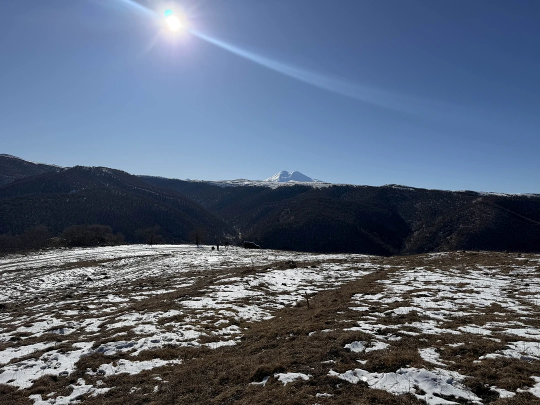 Спасибо Павлу за прекрасно проведенное время! Экскурсия была организована на высшем уровне, начиная от комфортабельной, чистой