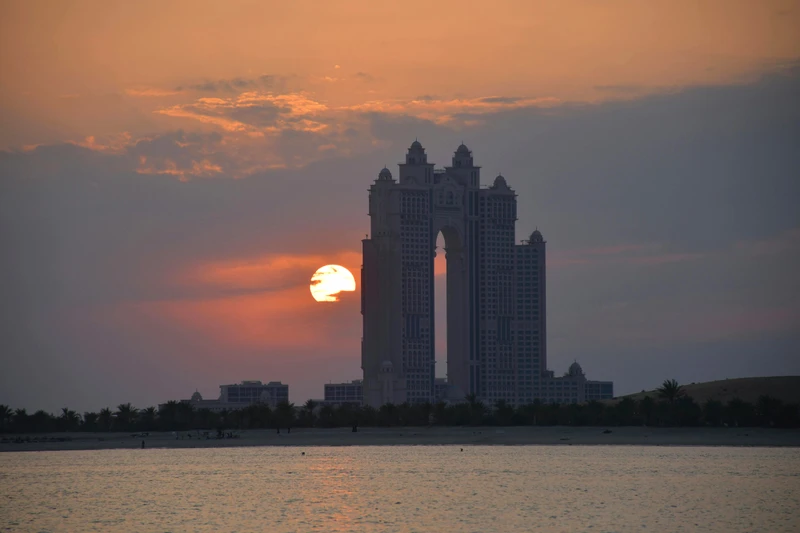 Один день в сказочном Абу-Даби — из Дубая