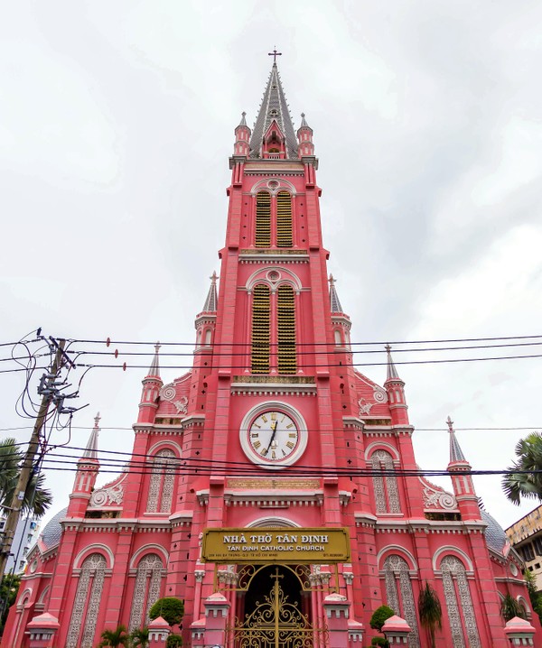 Каодаистский храм и другие святыни Хошимина