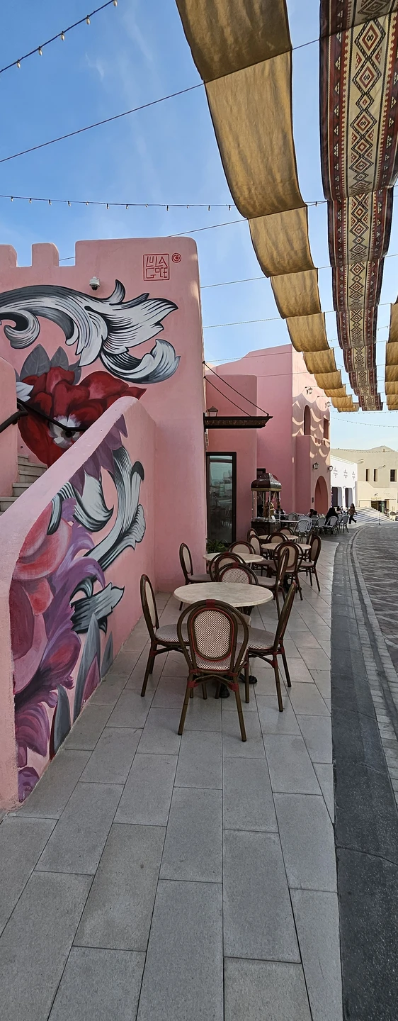 Экскурсия у нас получилась приватная только для нас двоих с мужем, очень переживала что группа не