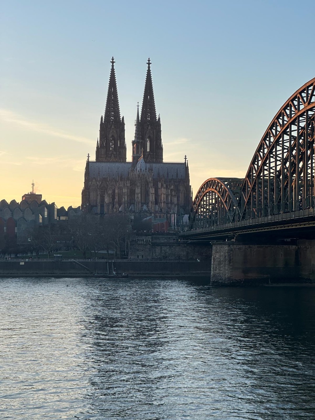 Очень понравилась сегодня велосипедная прогулка по Кёльну с Мариной