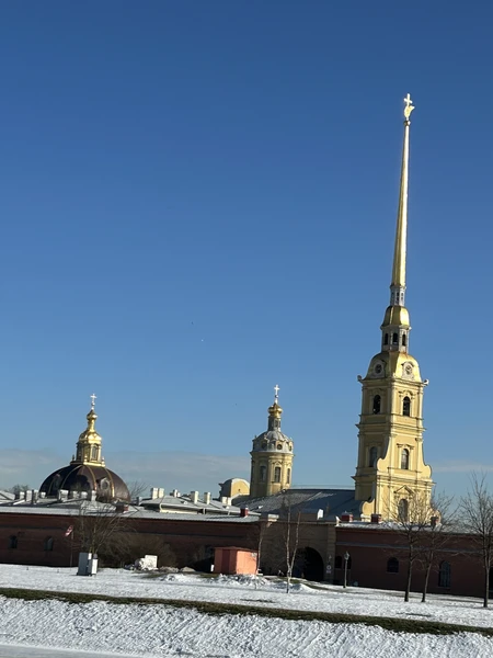 Спасибо большое за удивительно проведенное время. Великолепное погружение в историю